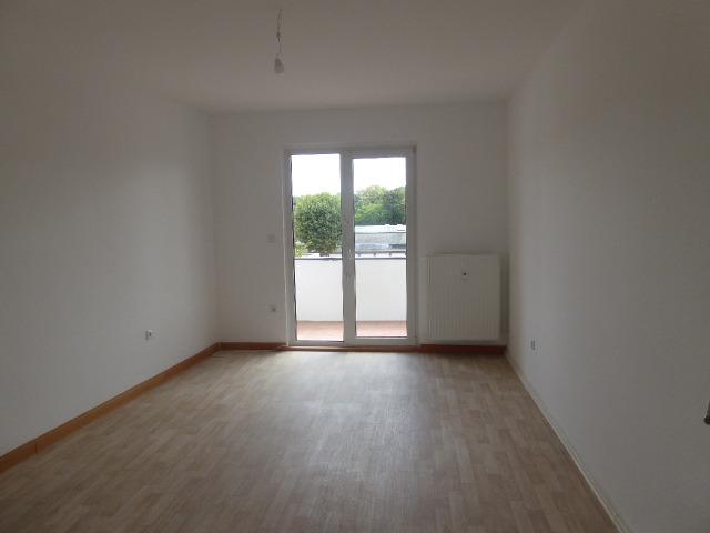 EXKLUSIV TEILSANIERT BALKON WANNENBAD SEPARATES WC KOMPLETT LAMINAT 2 PKW-STELLPLÄTZE 2. OG OBERBILK - Photo 2