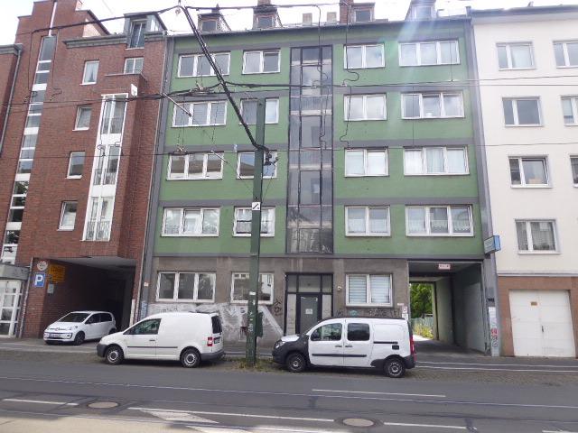 EXKLUSIV TEILSANIERT BALKON WANNENBAD SEPARATES WC KOMPLETT LAMINAT 2 PKW-STELLPLÄTZE 2. OG OBERBILK - Photo 5