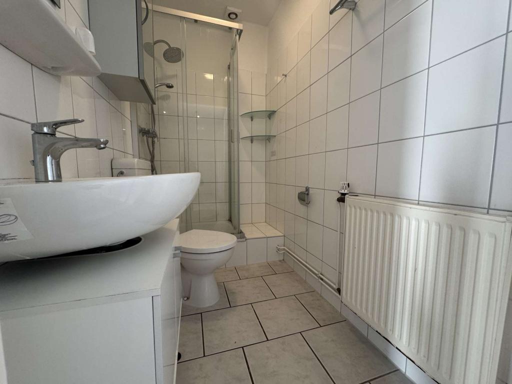 Schicke 3-Zimmer-Wohnung mit EBK in 3. Etage - Foto 2