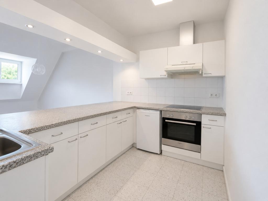 Einmaliges Wohnjuwel! 80 m² Wohnung - Loft-Charakter und 1A Veste-Coburg-Blick! Stellplatz mietbar - Photo 3