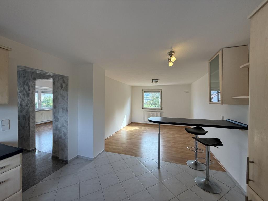 ** Moderne Maisonettewohnung mit 3,5 Zimmern und 2 Balkonen in Neckarelz ** - Photo 3