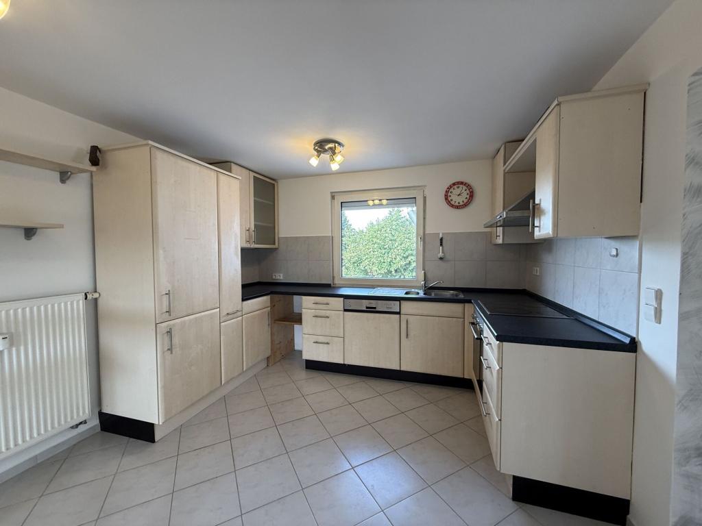 ** Moderne Maisonettewohnung mit 3,5 Zimmern und 2 Balkonen in Neckarelz ** - Photo 4