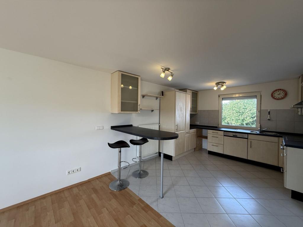 ** Moderne Maisonettewohnung mit 3,5 Zimmern und 2 Balkonen in Neckarelz ** - Photo 5