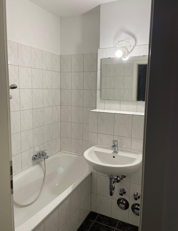 Schöne 3 Zimmer Wohnung im Hochparterre mit Balkon! - Foto 4