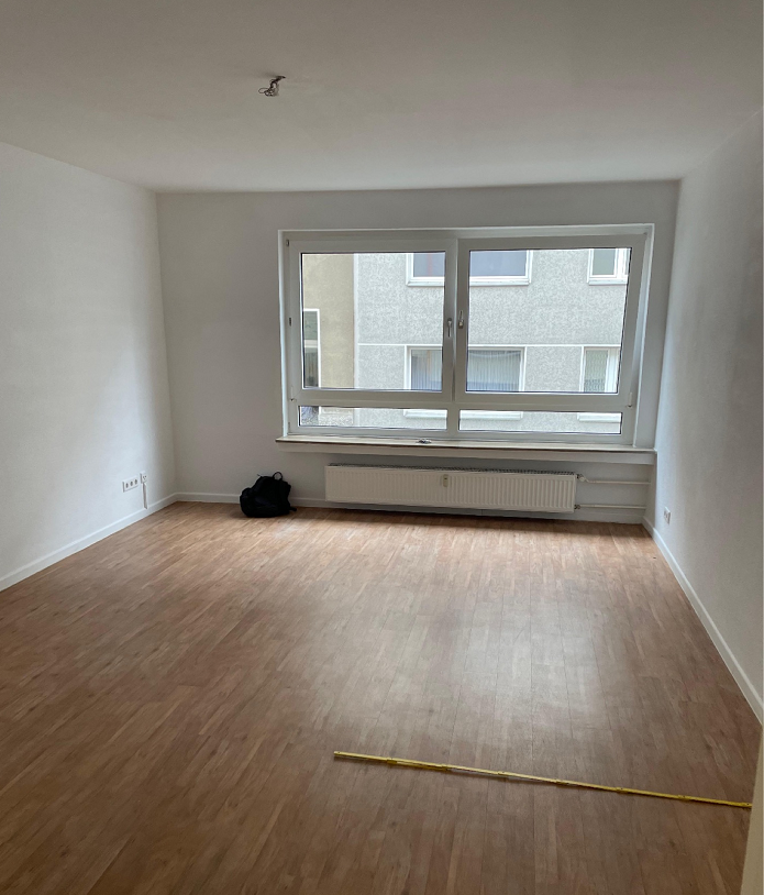 Schöne 3 Zimmer Wohnung im Hochparterre mit Balkon! - Foto 2