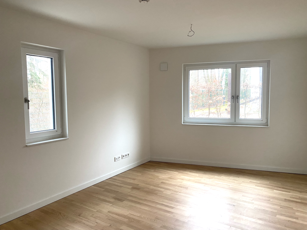 Zimmer mit Durchgang