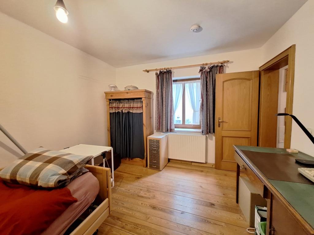 Arbeits-, kinder-, Gästezimmer 1. OG