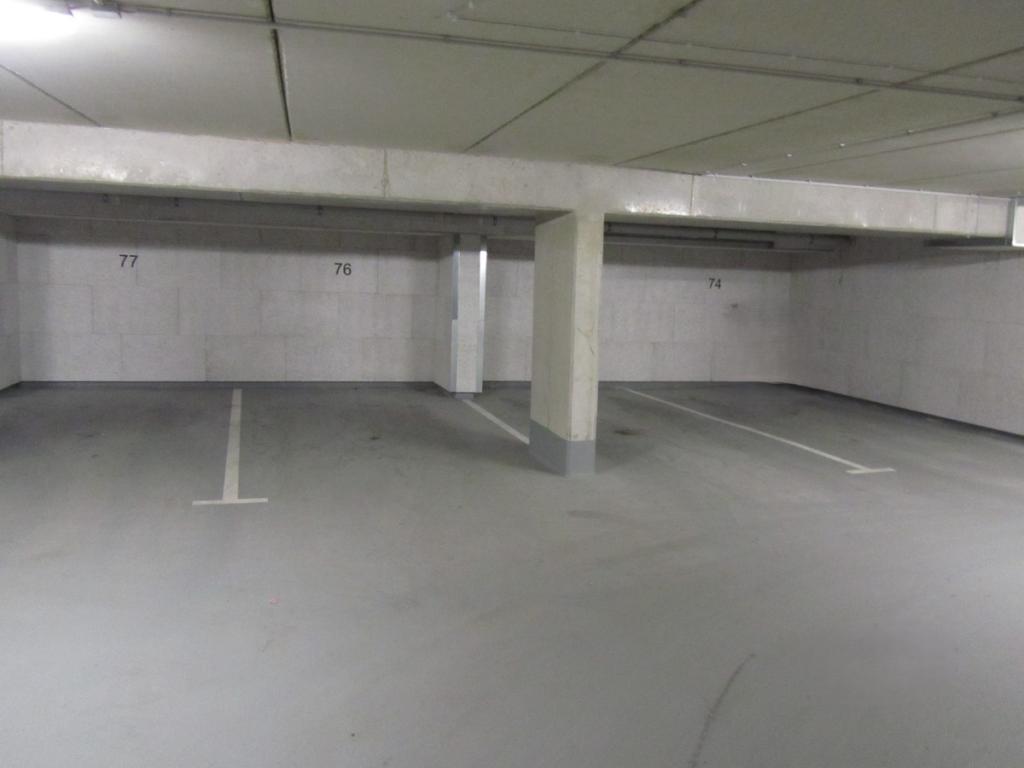 Tiefgaragenstellplatz