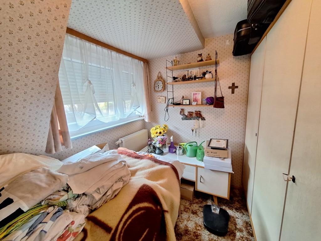 Arbeits-, Gäste-, Kinderzimmer DG