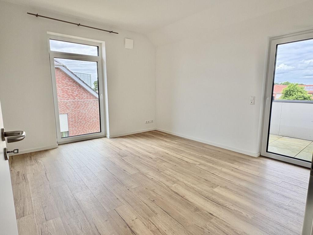 Moderne Dachgeschosswohnung für Paare mit Sinn für Wohnqualität. - Foto 1