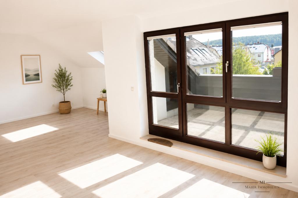 Mehr Lebensqualität jeden Tag – Helle Dachgeschosswohnung in idyllischer Wohnlage - Photo 3