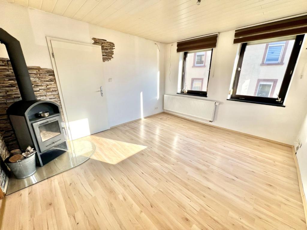 Wohnzimmer mit Schwedenofen