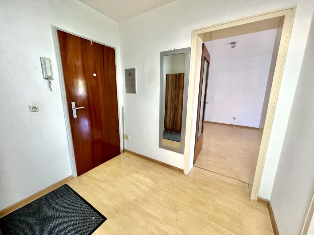 Eingang u. Garderobe