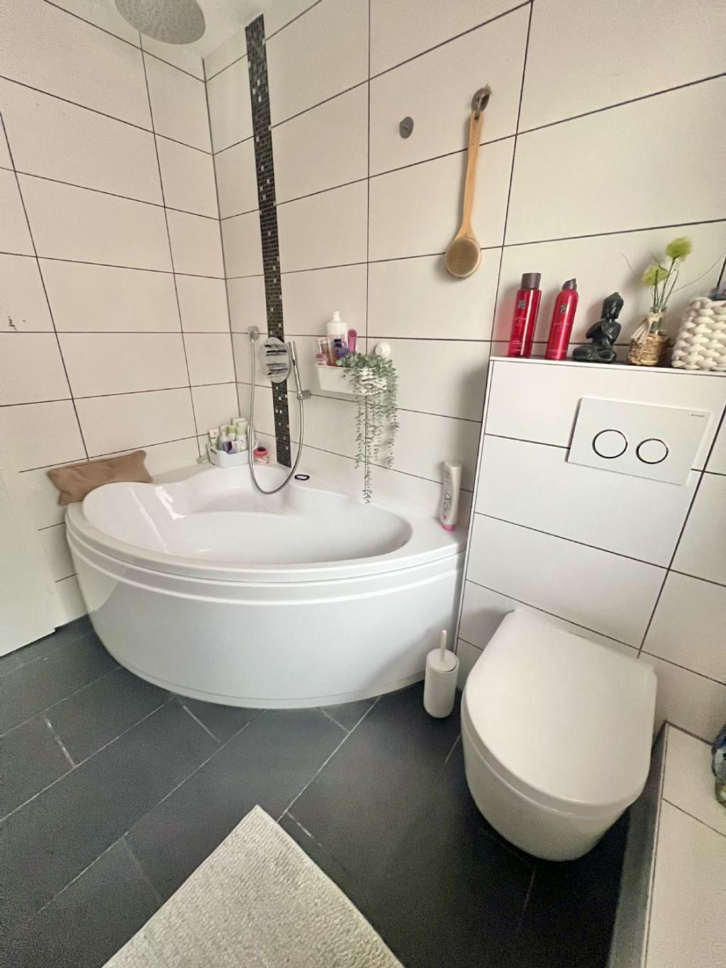 Eckbadewanne