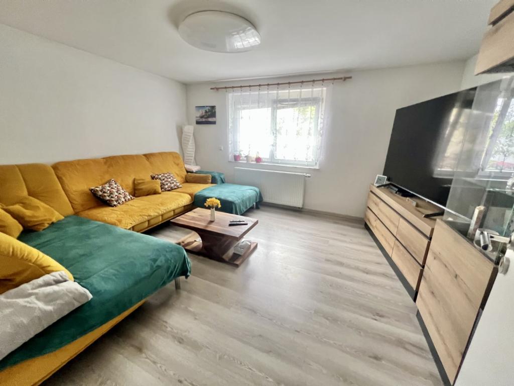 Wohn- und Esszimmer