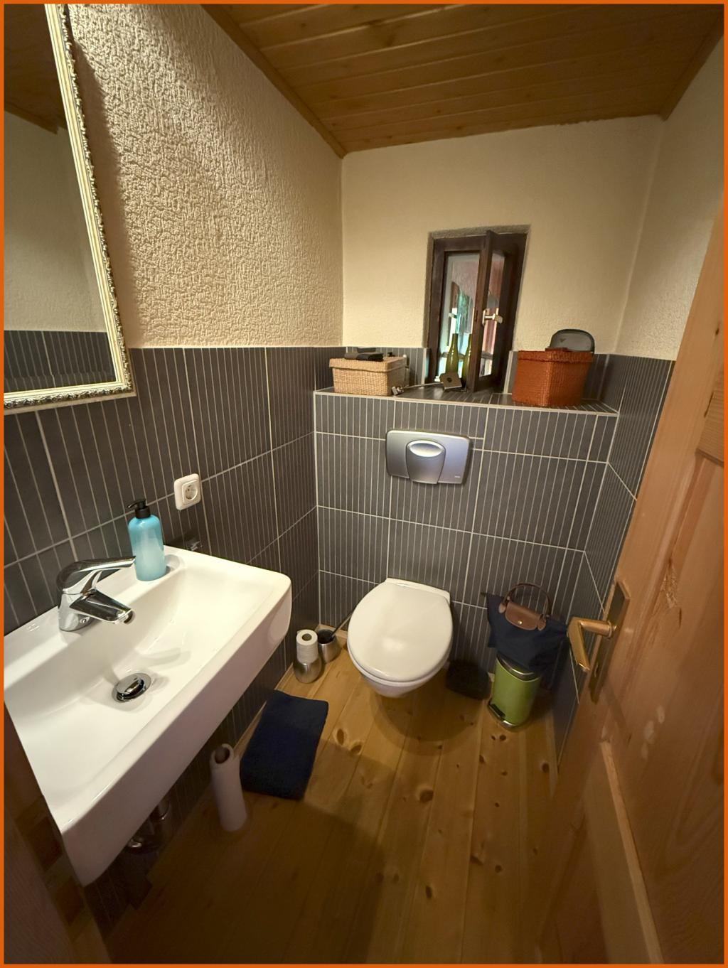 modernes Gäste-WC