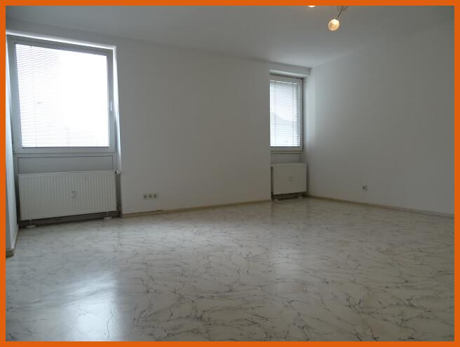 Eine großzügige, renovierte Mietwohnung in Osterhofen mit Balkone und sofortiger Verfügbarkeit! - Foto 1