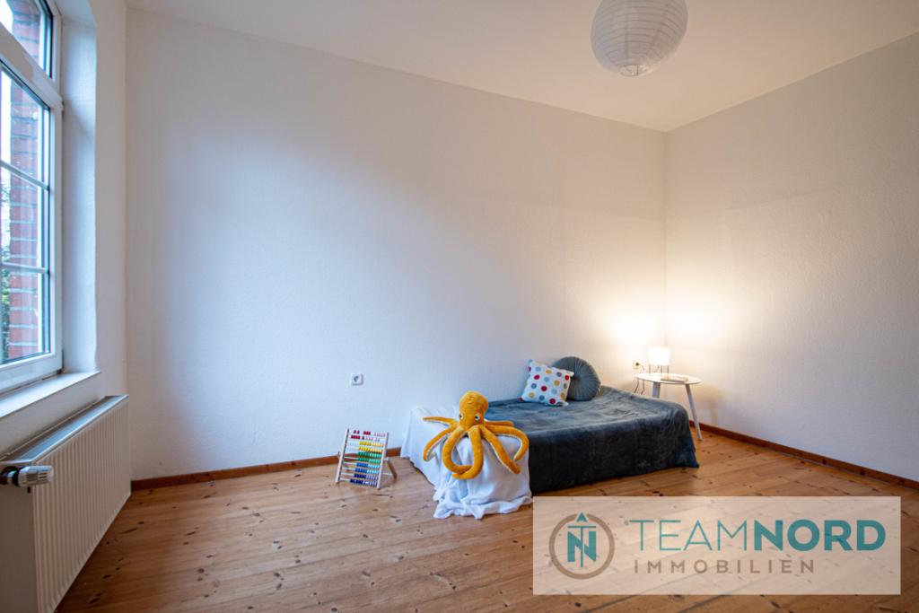 Schlafzimmer DHH links