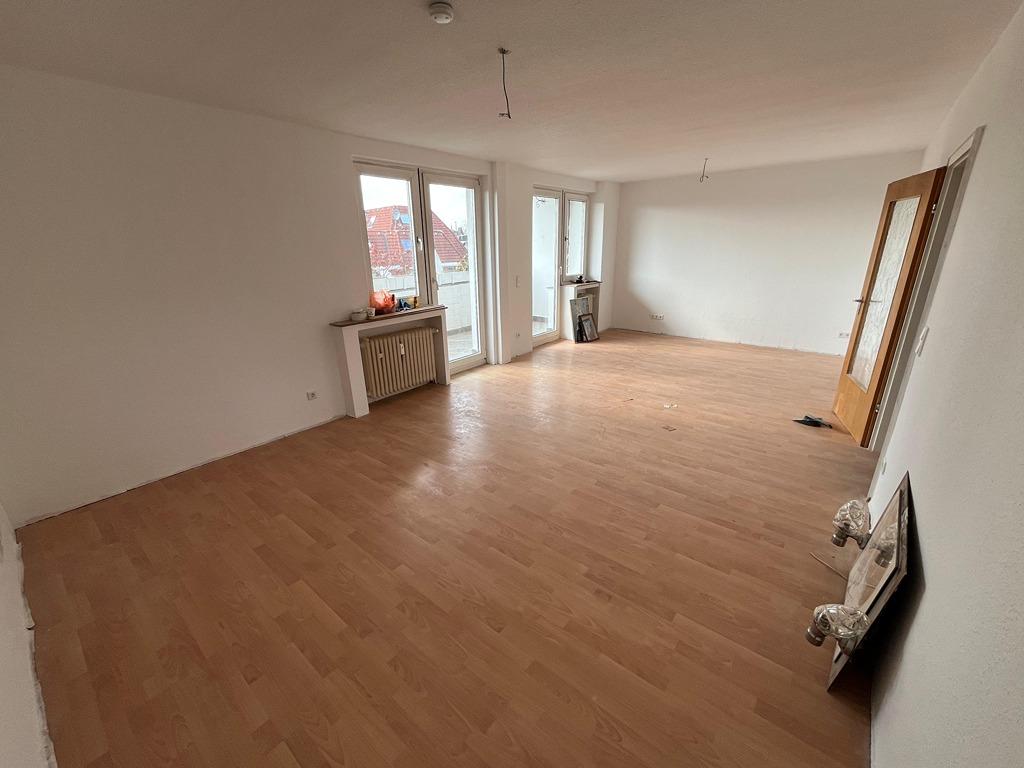 <h1 class="md:text-xl md:leading-6 mt-4 md:mt-10 lg:mb-6 mb-3 text-primary-500 font-semibold text-base leading-5"> Wohnung in Bochum (Wattenscheid) </h1> - Foto 1