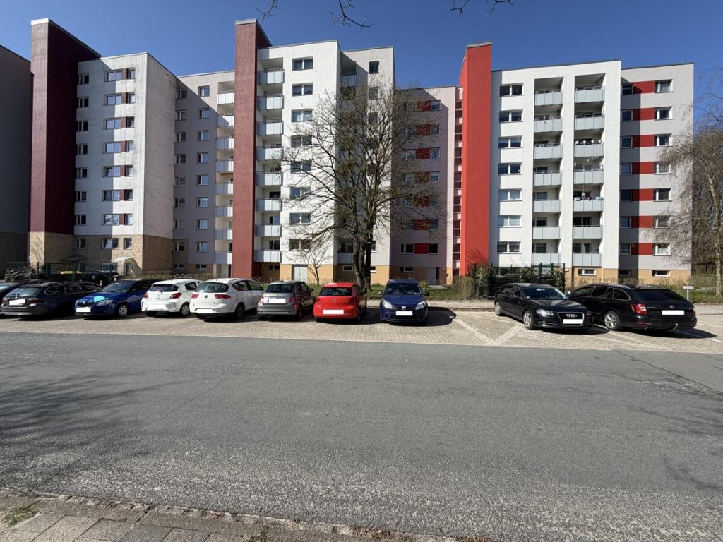 * Erstbezug nach Sanierung, 2 Zimmer Wohnung im 4. OG zu vermieten !!!* - Photo 1