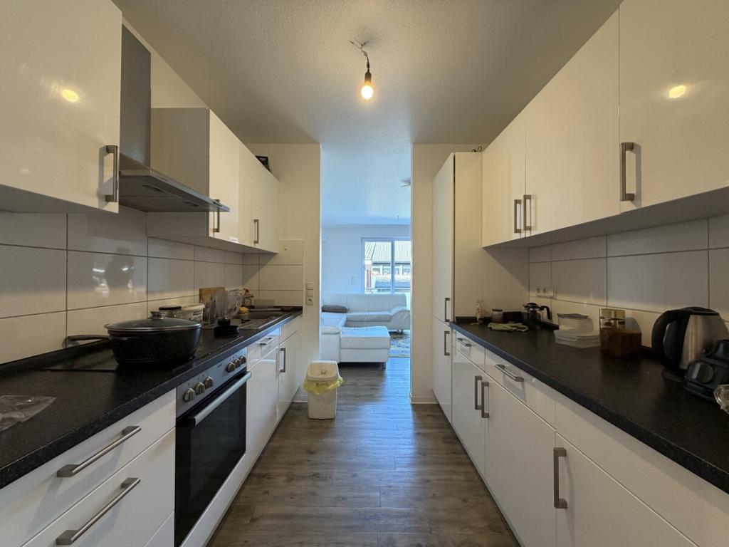 *Zentral gelegene 2 Zimmer Wohnung für Singles oder Pärchen per sofort zu vermieten !!!* - Photo 4