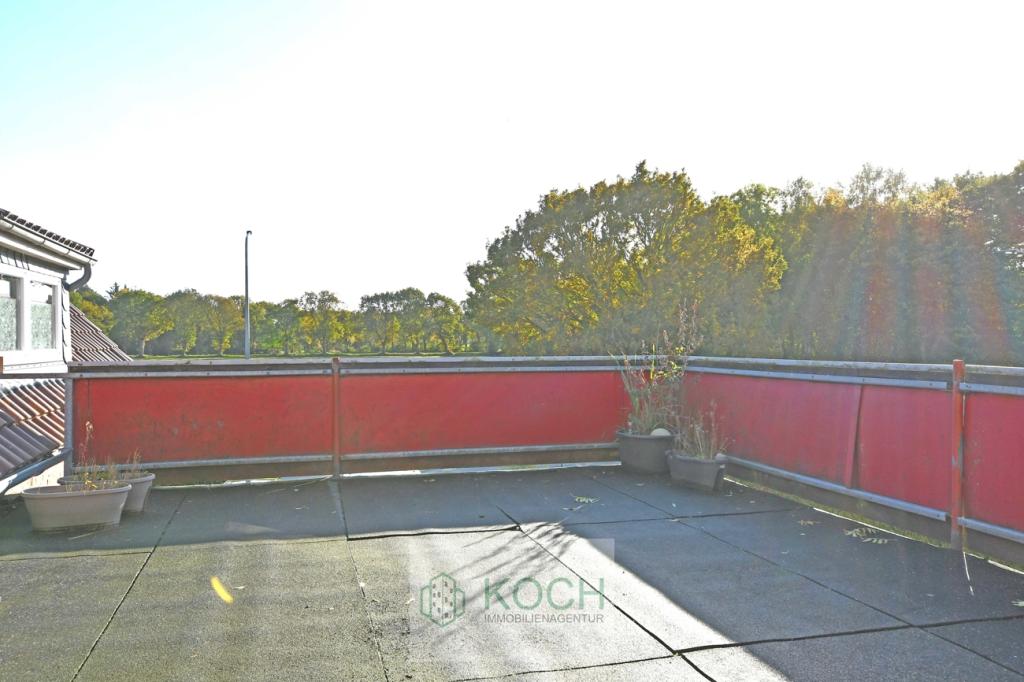 3-Zimmer-ETW in CUX-Sahlenburg mit Dachterrasse und Balkon