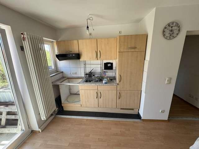 Gut geschnittene Wohnung mit Tageslichtbad und Balkon - Foto 5