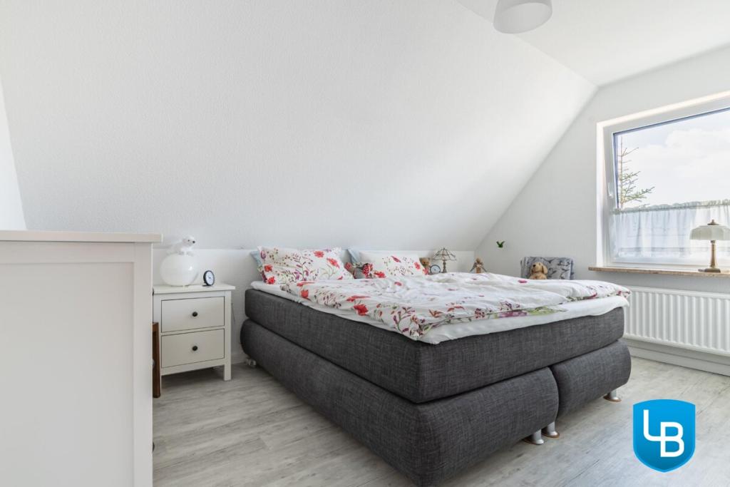 Individuell nutzbares Zimmer 1