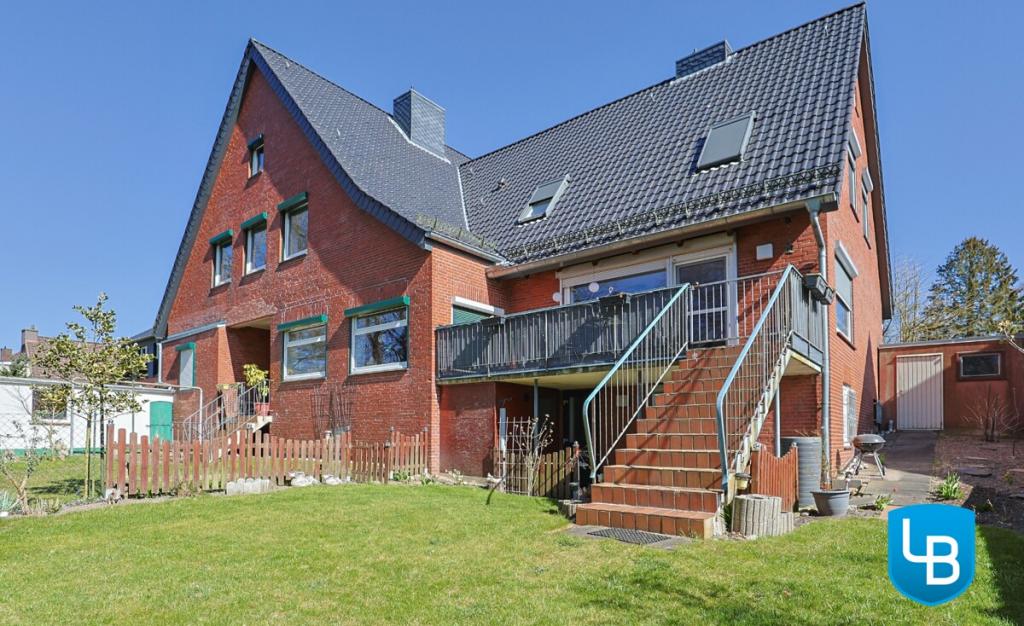 Komplette Gartenansicht vom Garten 