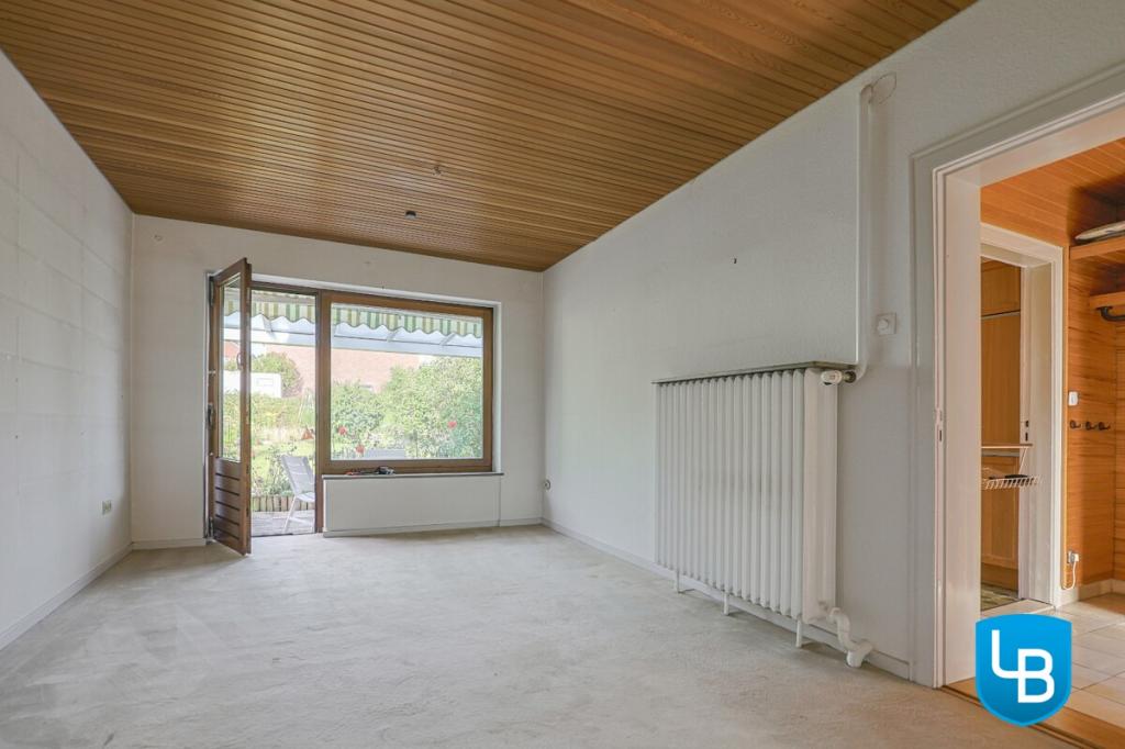 Wohnzimmer mit Zugang Terrasse 