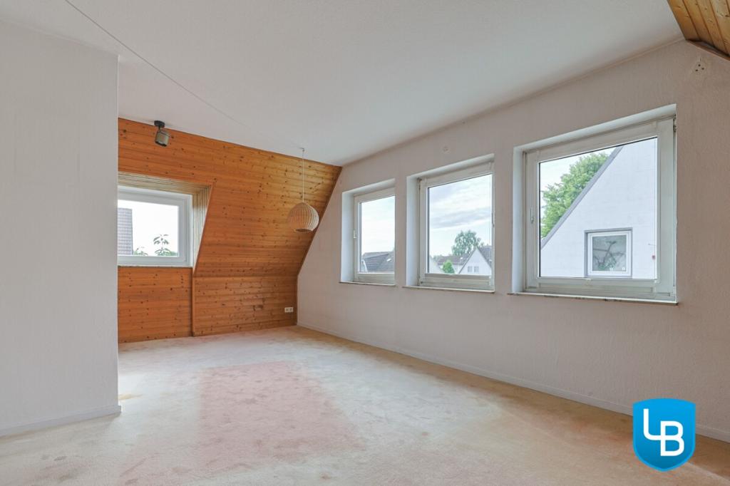 Großzügiges Schlafzimmer
