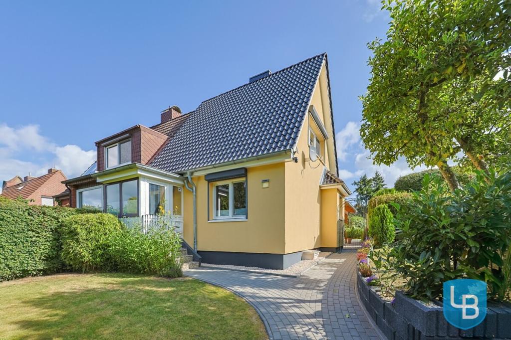 Doppelhaushälfte 