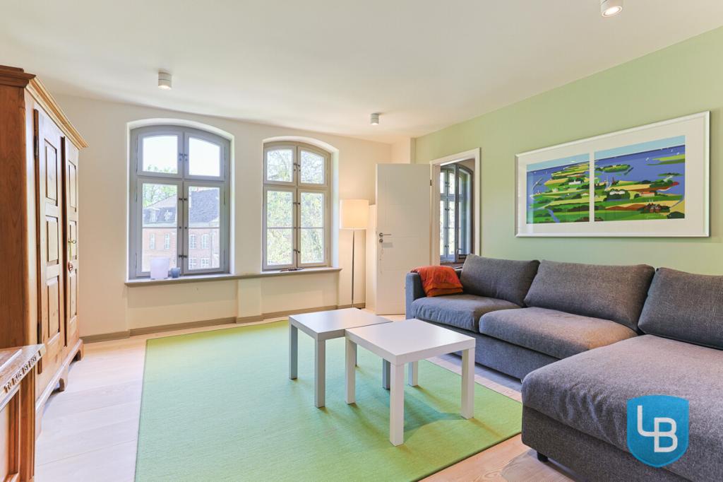 Wohnen wie im Märchen - herrschaftliches Haus zur Miete im Plöner Schlossgebiet - Foto 1