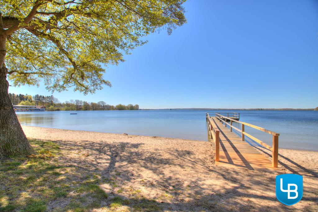 Erstbezug nach Modernisierung: Hochwertig möbliertes 2-Zimmer-Apartment nahe dem Großen Plöner See - Photo 4