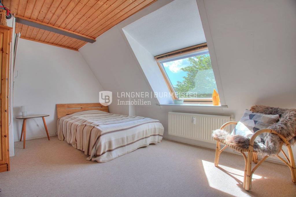 Großzügige Mietwohnung auf zwei Etagen mit eigenem Garten - Photo 3