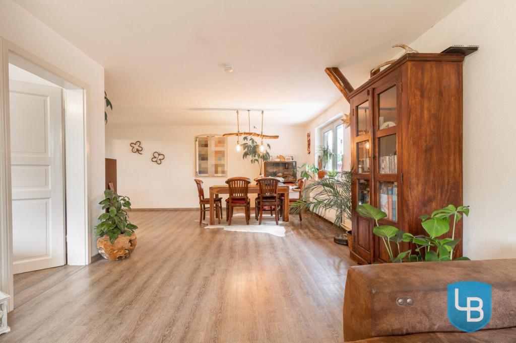 Charmante Wohnung mit Außenpool und Garten - Foto 4