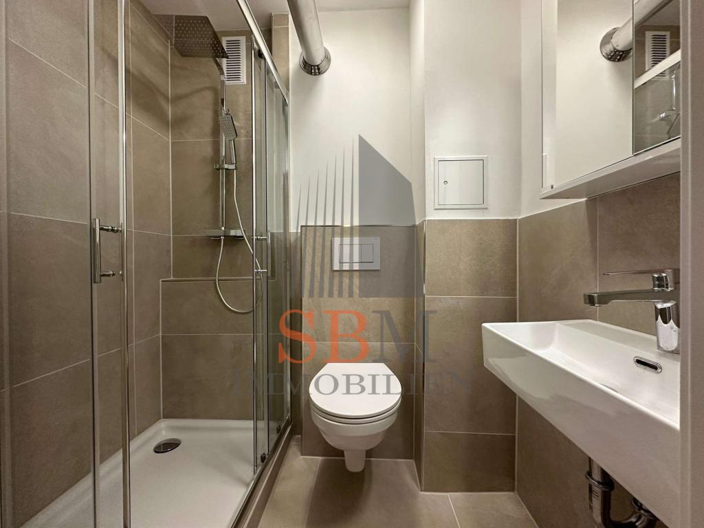 Helles Zimmer in gemütlicher 3er-WG in Schwabing-West - Photo 3