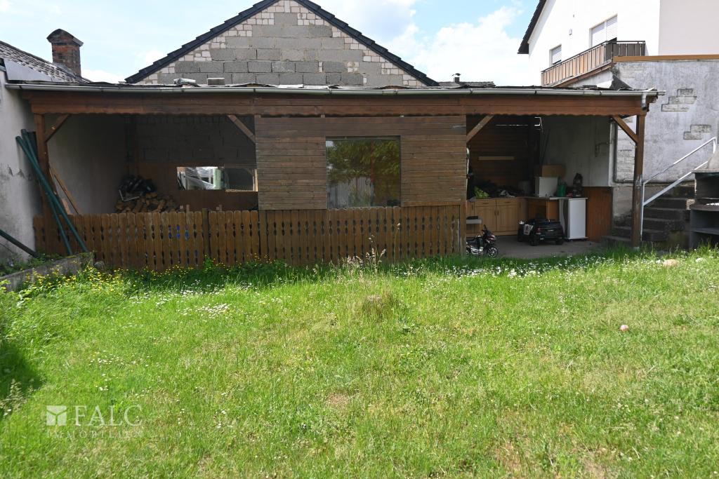 Garten + Holzhaus