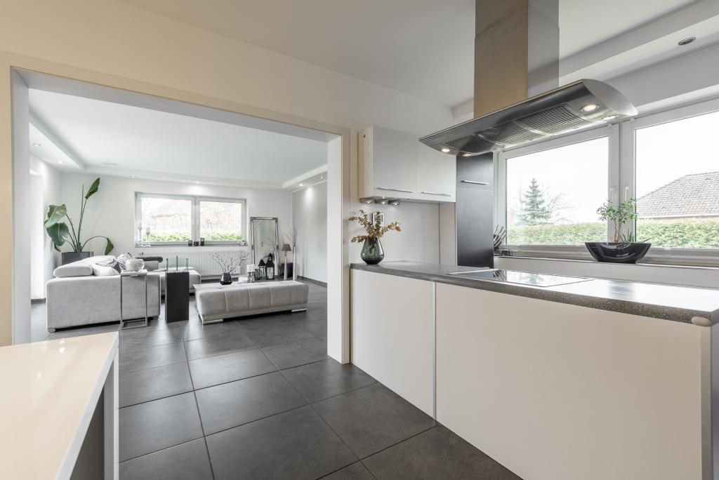 Der Blick ins Wohnzimmer 