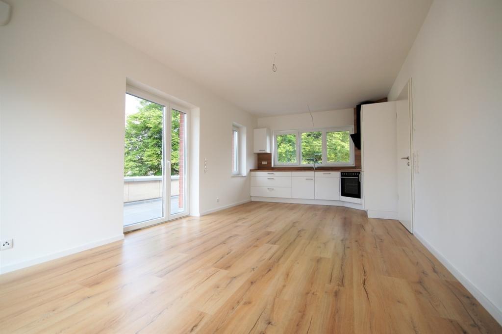 Rundum-Sorglos-Immobilie: Lichterfüllte Penthouse-Wohnung mit Einbauküche und Ausblick!! - Foto 1