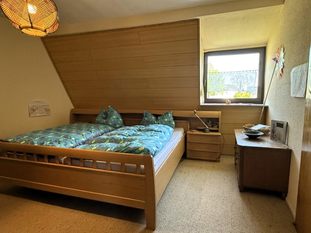 18 Zimmer 3 Dachgeschoss