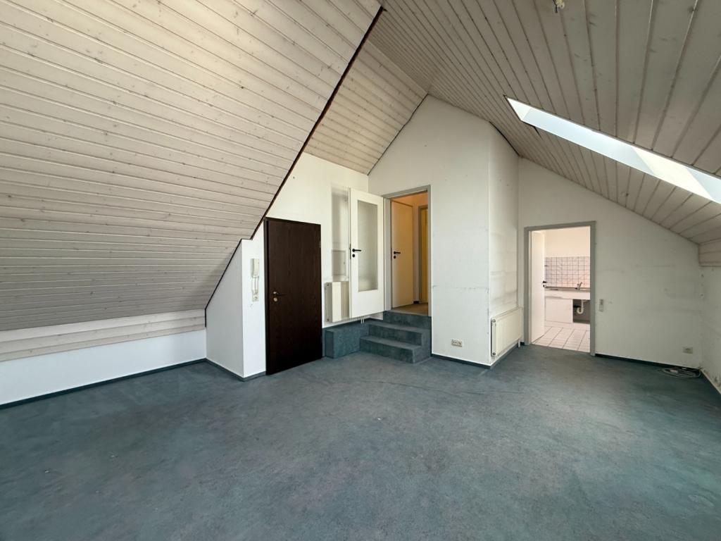 26 Wohnung Spitzboden Ansicht 2