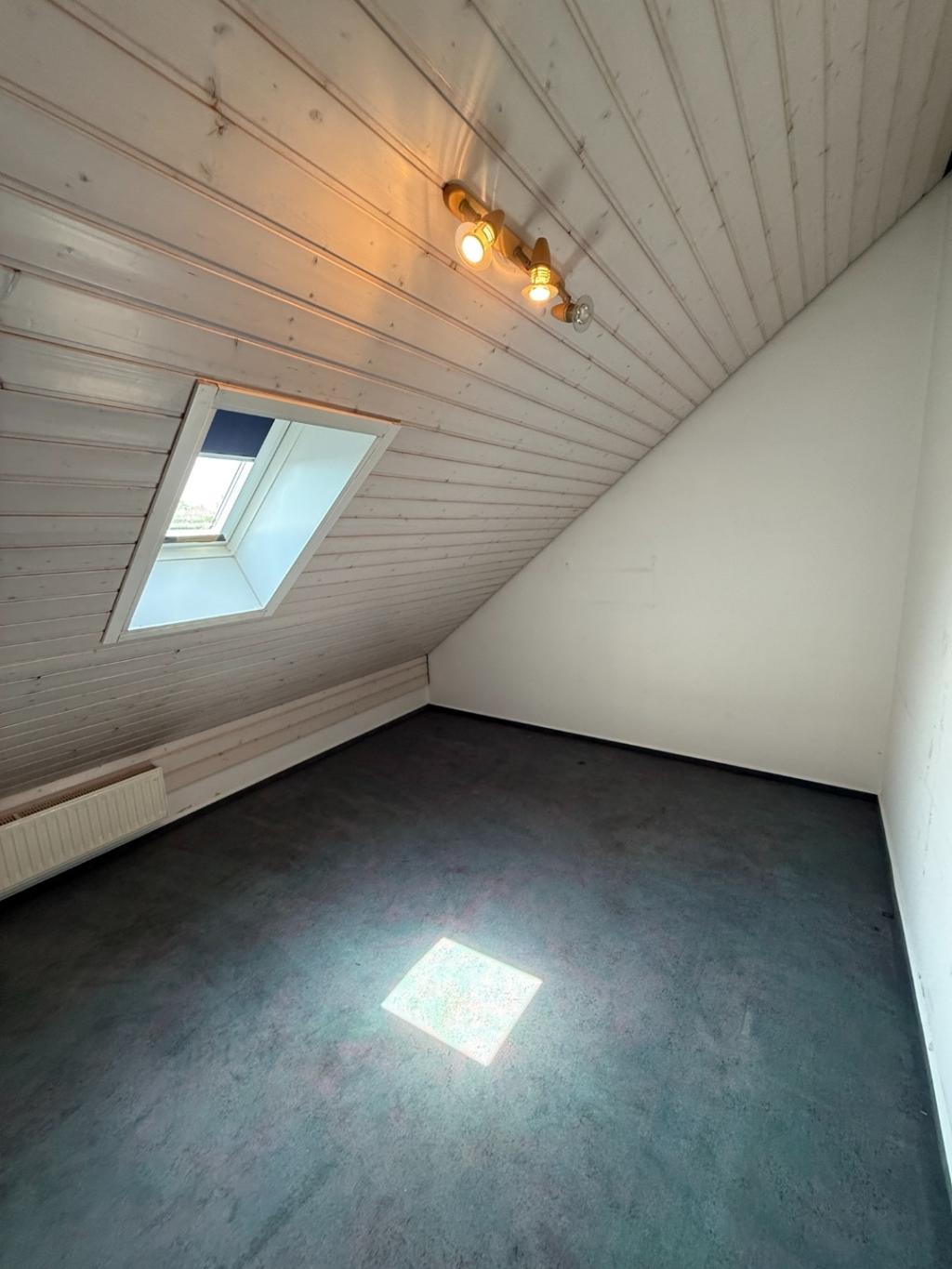 30 Schlafraum Ansicht 1