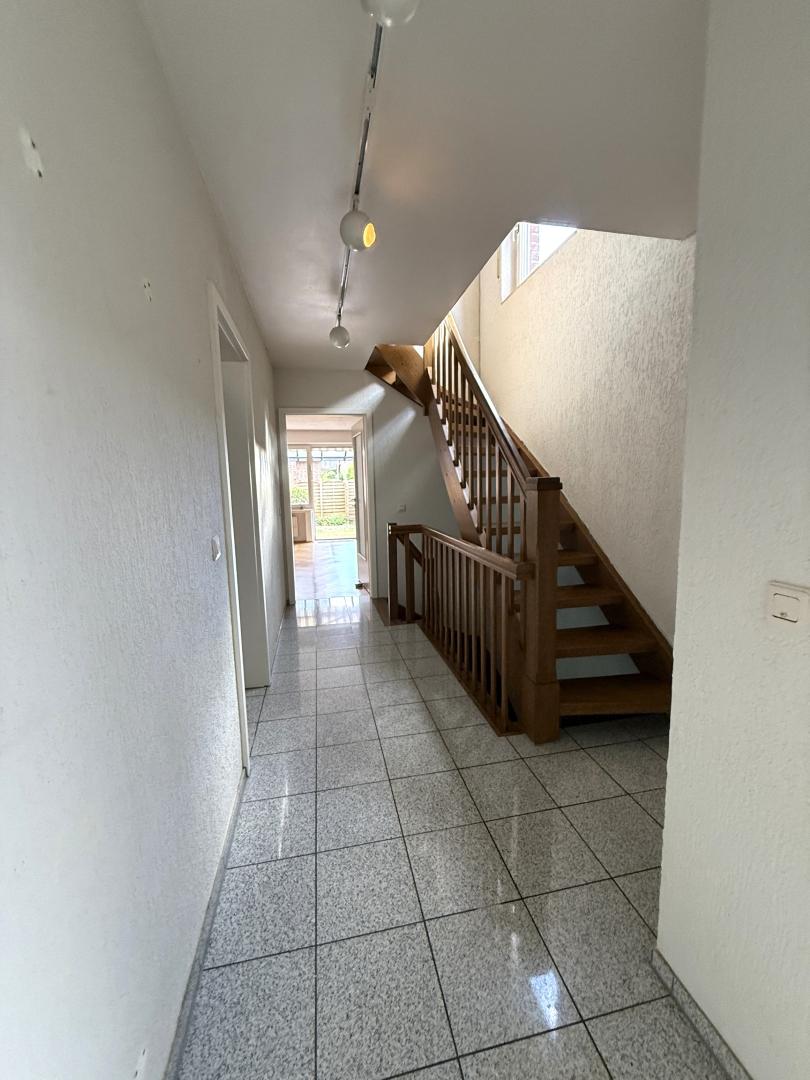 8 Diele und Eingangsbereich