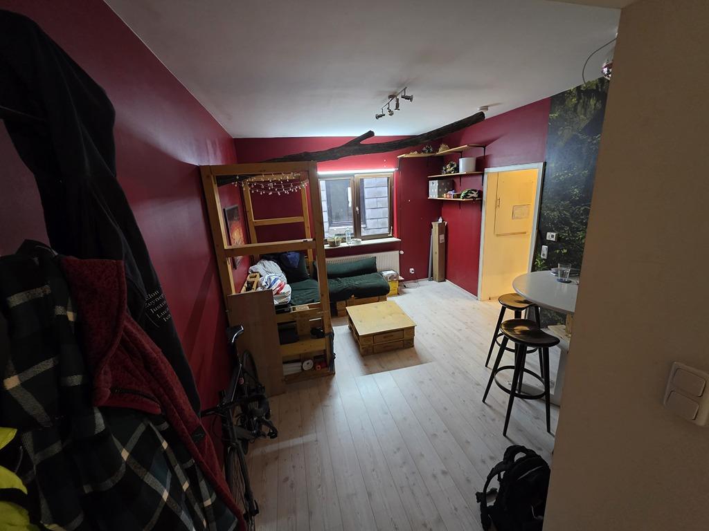 Charmante 2-Zimmer-Wohnung im Herzen von Alt-Sachsenhausen – befristete Untermiete (6 Monate) - Foto 2