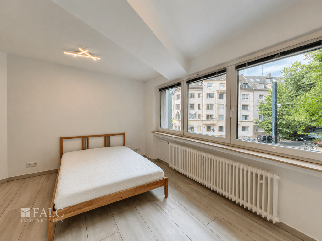Moderne, voll möblierte 2-Zimmer-Wohnung in Bestlage von Düsseldorf-Bilk – sofort bezugsfertig - Foto 2