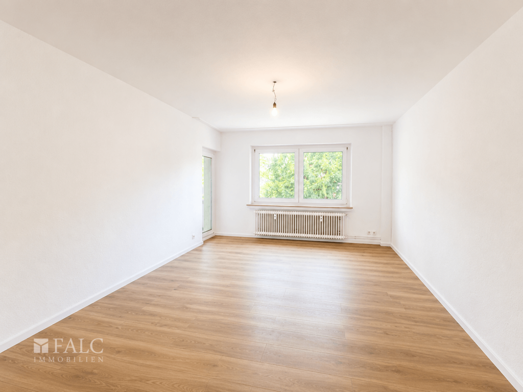 Top renovierte 3-Zimmer-Wohnung mit Balkon in Düsseldorf-Unterrath – sofort bezugsfrei - Photo 1