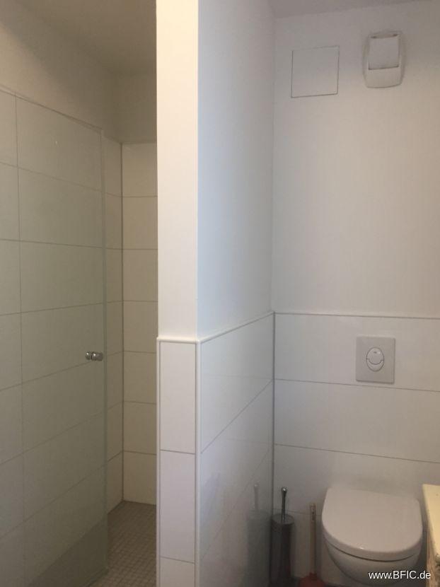 Dusche-_WC_in_Schlafzimmer_1