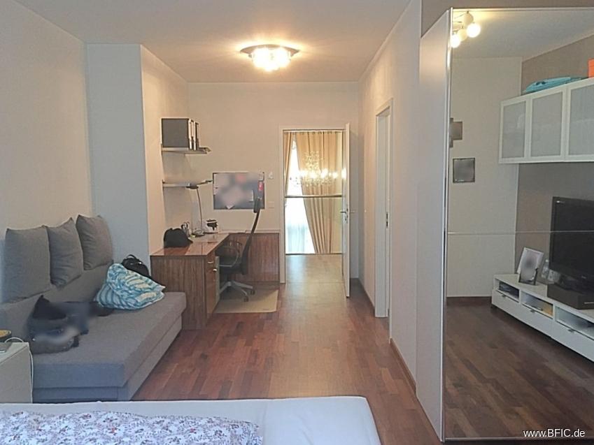 Schlafzimmer_1_mit_Bad_enSuite