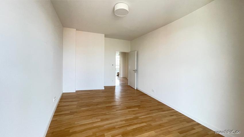 Zimmer links